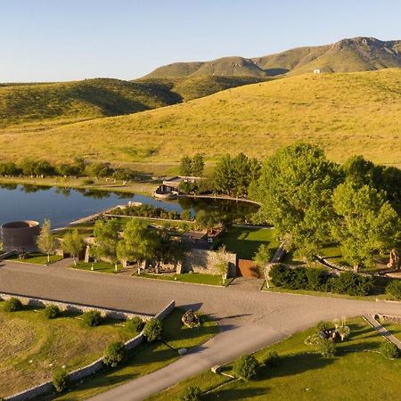 Cibolo Creek Ranch & Resort Марфа Экстерьер фото